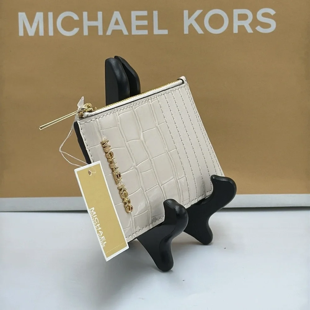MICHAEL KORS JET SET TRAVEL MEDIUM TZ CARD CASE IN LIGHT CREAM